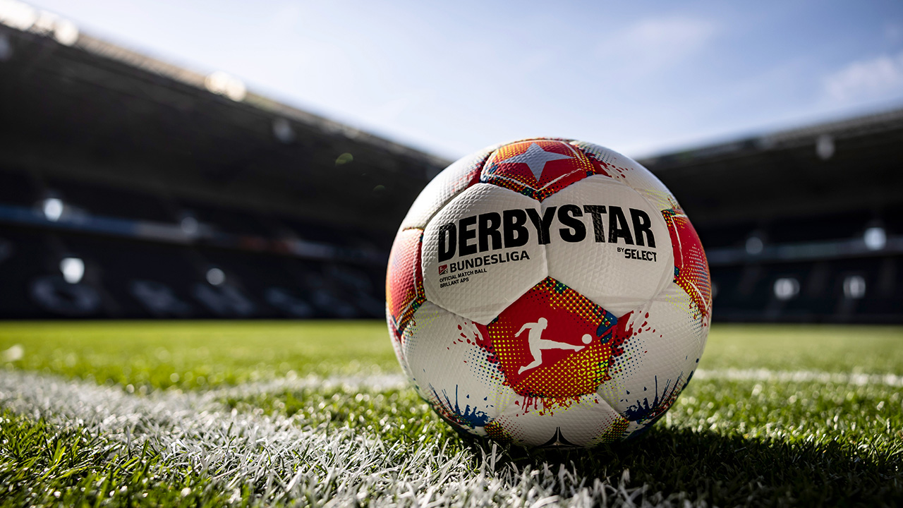 Bayern Edge Dortmund in Thrilling Klassiker, Extend 11-Point Lead